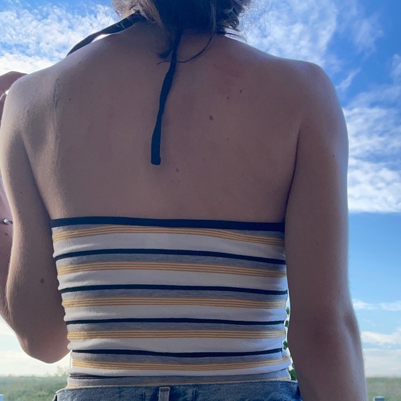 Twik Exclusive by Simons tie halter top - Picture 2 of 5